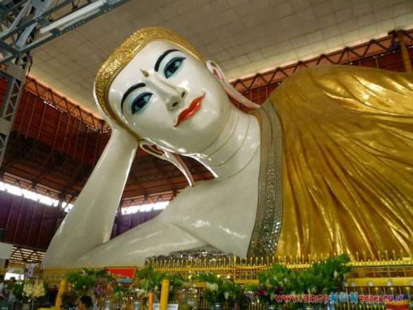 Yangon in Myanmar con la pagoda Shwedagon
