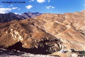 road-from-kargil-to-leh.jpg_resized
