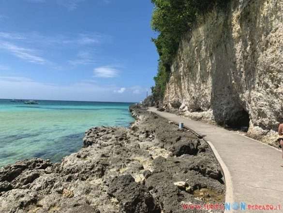 White beach Filippine