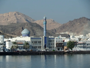 Panorama di Muscat Oman tra mare e montagne Panorama di Muscat Oman tra mare e montagne